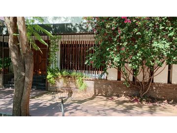 INKASA INMOBILIARIA- VENDE CASA EN BARRIO BOMBAL