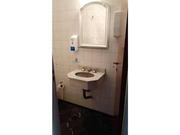 INKASA INMOBILIARIA- VENDE CASA EN BARRIO BOMBAL