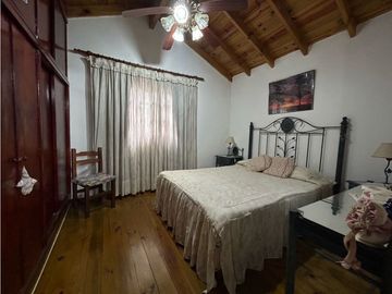 CASA EN VENTA EN VALERIA DEL MAR - PERMUTA POR DEPTO EN AVELLANEDA