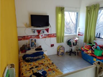 INKASA INMOBILIARIA - VENDE CASA EN BARRIO PRIVADO, MAIPU