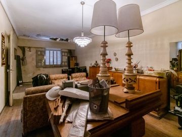 VENTA Casa Antigua 5 Amb. A Refaccionar CHACARITA