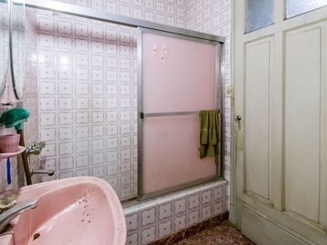 VENTA Casa Antigua 5 Amb. A Refaccionar CHACARITA