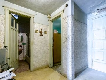 VENTA Casa Antigua 5 Amb. A Refaccionar CHACARITA