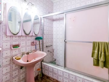 VENTA Casa Antigua 5 Amb. A Refaccionar CHACARITA