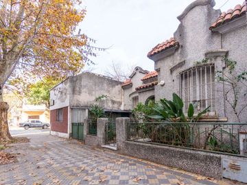 VENTA Casa Antigua 5 Amb. A Refaccionar CHACARITA