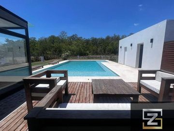 Casa en venta  La Magdalena Canning
