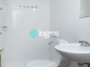 Departamento en venta de 3 dormitorios con cochera en Macrocentro