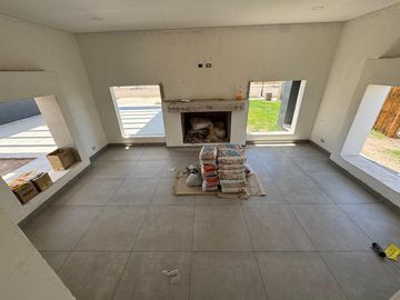 Venta Casa Barrio Semi Privado Cielos de Viamonte