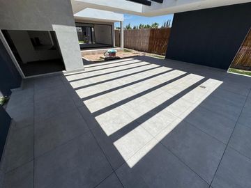 Venta Casa Barrio Semi Privado Cielos de Viamonte