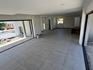 Venta Casa Barrio Semi Privado Cielos de Viamonte