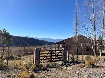VENTA CASA VALLE DEL SOL, POTRERILLOS, MENDOZA