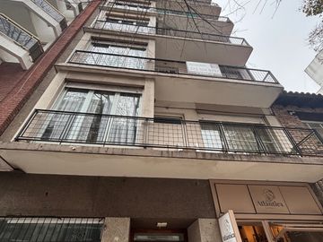 Departamento en venta de 2 dormitorios en Plaza Mitre