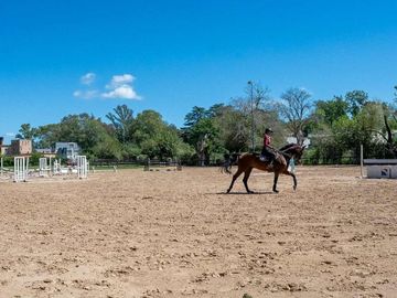 VENTA CASA 4AMB LOMA VERDE ESCOBAR
