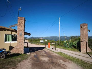 VENTA LOTE PUNILLA VILLA LAGO AZUL CON SEGURIDAD