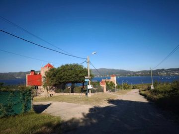 VENTA LOTE PUNILLA VILLA LAGO AZUL CON SEGURIDAD