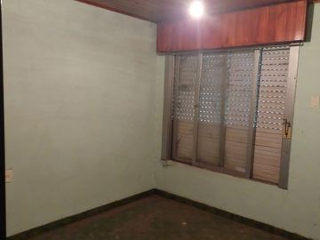 Casa en venta refaccionar o reciclar en Garin
