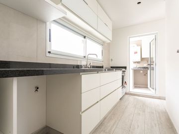 Venta Semipiso a Estrenar 3 amb Cochera y Terraza