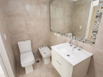 Venta Semipiso a Estrenar 3 amb Cochera y Terraza