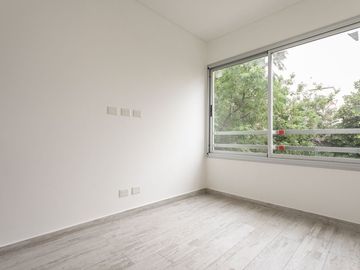 Venta Semipiso a Estrenar 3 amb Cochera y Terraza