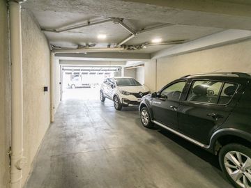Venta Semipiso a Estrenar 3 amb Cochera y Terraza