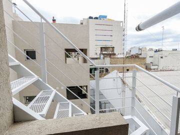 Venta Semipiso a Estrenar 3 amb Cochera y Terraza