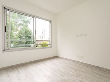Venta Semipiso a Estrenar 3 amb Cochera y Terraza