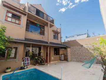 VENTA Casa 6 amb con Pileta en Vicente López