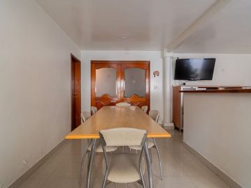 VENTA Casa 6 amb con Pileta en Vicente López