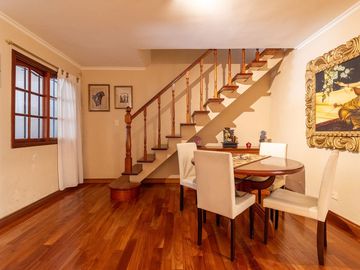 VENTA Casa 6 amb con Pileta en Vicente López