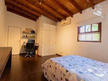 VENTA Casa 6 amb con Pileta en Vicente López