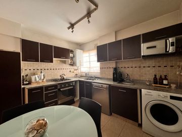 DEPARTAMENTO SEMIPISO COCHERA BAULERA APTO CREDITO