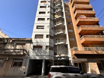 DEPARTAMENTO SEMIPISO COCHERA BAULERA APTO CREDITO