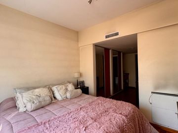 DEPARTAMENTO SEMIPISO COCHERA BAULERA APTO CREDITO