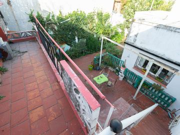 VENTA CASA 5 AMB. PATIO TERRAZA BARRACAS
