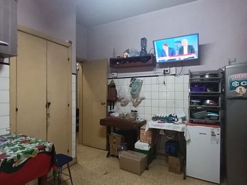 VENTA CASA 3 AMBIENTES JARDIN BERAZATEGUI CENTRO