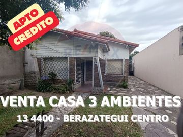 VENTA CASA 3 AMBIENTES JARDIN BERAZATEGUI CENTRO
