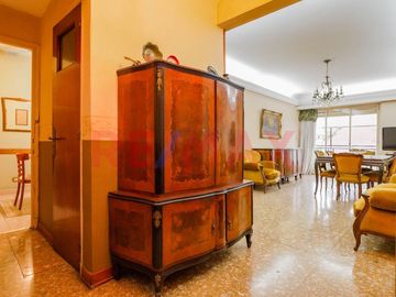 Venta departamento 4 ambientes c/ balcón