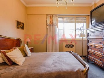 Venta departamento 4 ambientes c/ balcón