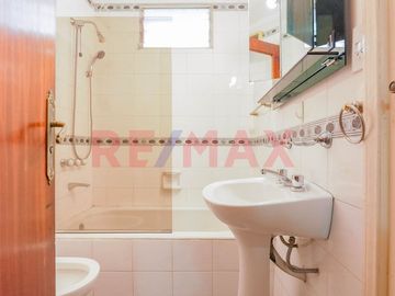 Venta departamento 4 ambientes c/ balcón