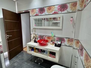 VENTA CASA 5 AMB C/COHERA Y DEPOSITO VILLA BONICH