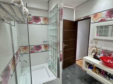 VENTA CASA 5 AMB C/COHERA Y DEPOSITO VILLA BONICH