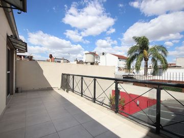 VENTA PH TIPO CASA 4 AMBIENTES RECICLADO A NUEVO