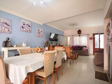 VENTA PH TIPO CASA 4 AMBIENTES RECICLADO A NUEVO