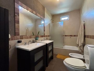 VENTA PH TIPO CASA 4 AMBIENTES RECICLADO A NUEVO