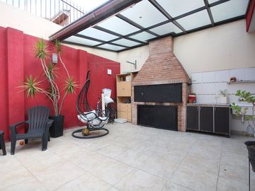 VENTA PH TIPO CASA 4 AMBIENTES RECICLADO A NUEVO