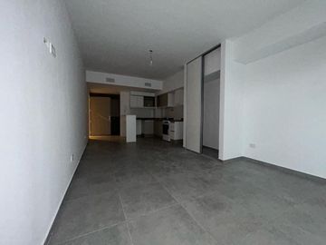 VENTA DEPARTAMENTO CON BALCON A ESTRENAR CABALLITO