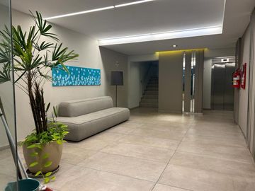 VENTA DEPARTAMENTO CON BALCON A ESTRENAR CABALLITO