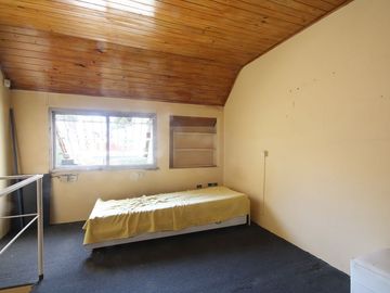 VENTA DE CASA DE 6 AMBIENTES  EN VERSALLES