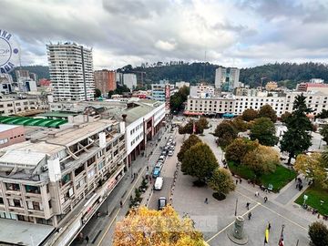 Departamento en Venta en Barros Arana esquina Aníbal Pinto
