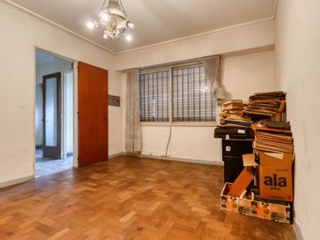 Casa en venta, La Plata. Comercial o vivienda